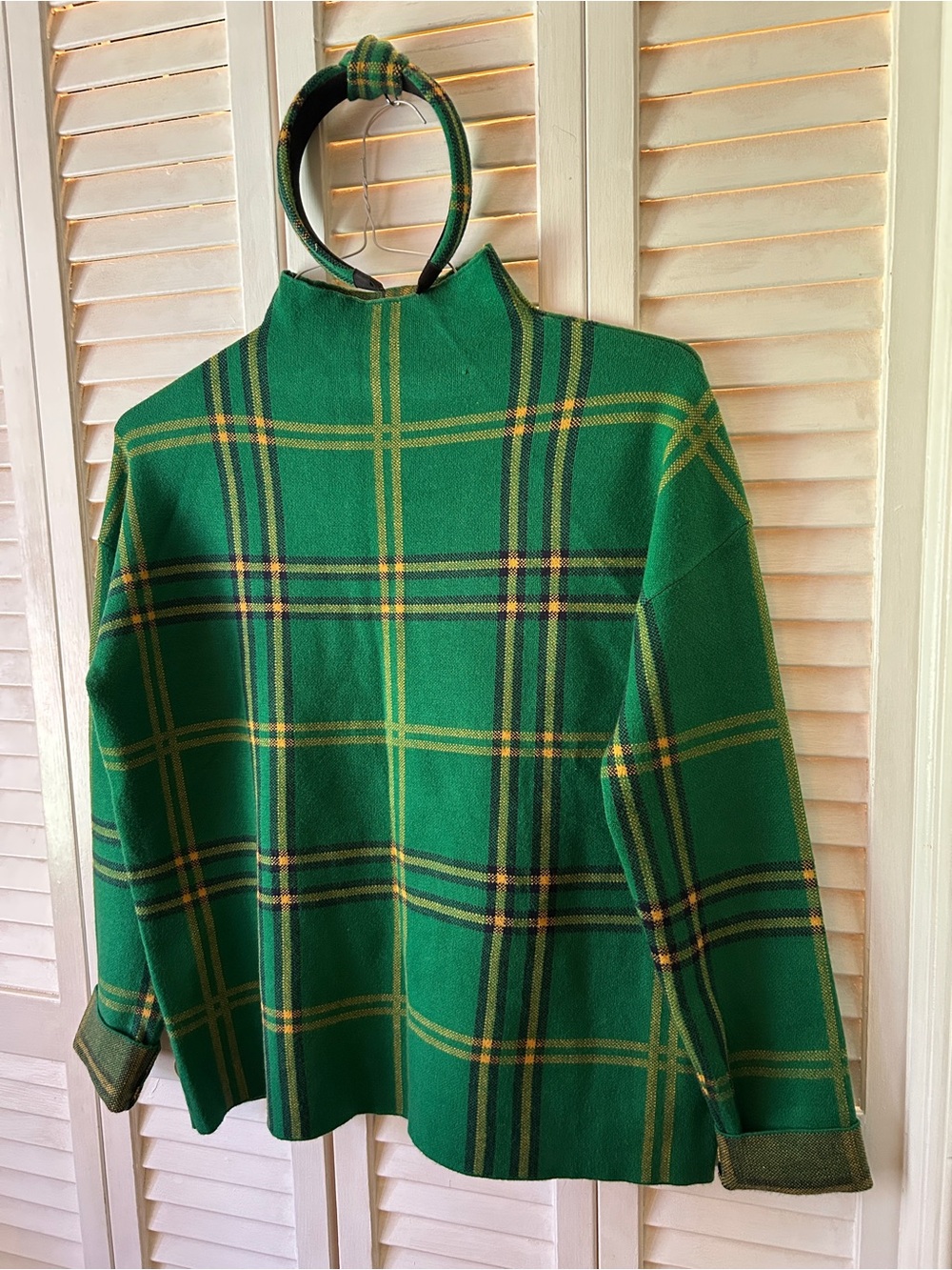 Green Plaid Mock Neck Top with Matching Headband Size Medium